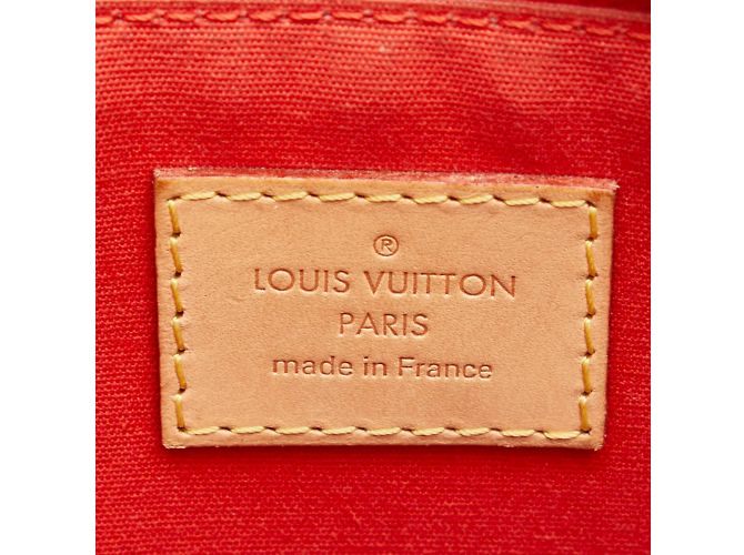 Borsa Louis Vuitton Monogram Vernis Bellevue PM Rosso - vista 9