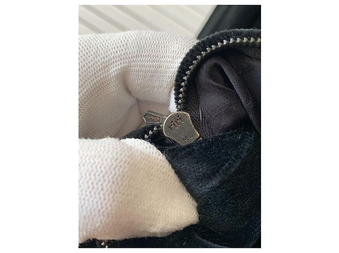 Abrigo negro de terciopelo de doble botonadura con cinturón 08A de Chanel & Karl Lagerfeld 2008 - vista 12