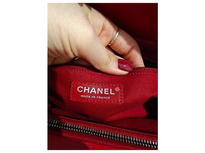 Timeless Borsa Chanel rossa in pelle di vitello trapuntata Rosso - vista 3