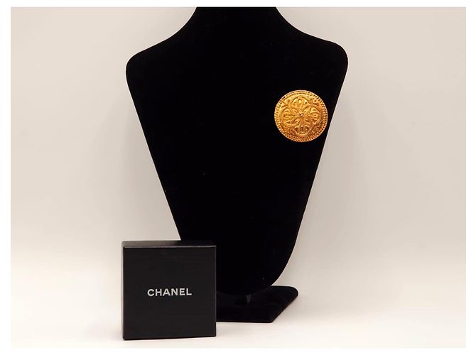 Cambon Chanel Vintage Medaillon Kamelienspinne Gold hardware - Ansicht 2