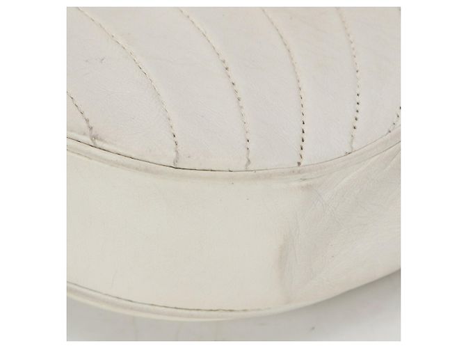 Borsa a spalla Chanel Half Moon Chain Bianco - vista 11