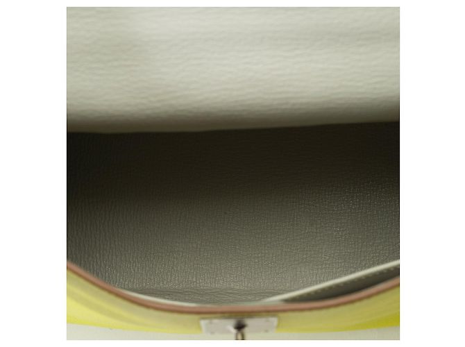 Hermès Sac HERMES Kelly 28 en Cuir Jaune - 102114 - vue 9