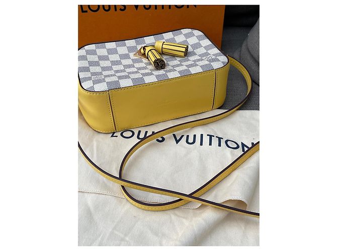 Bolsa de câmera Louis Vuitton Saintonge Damier Azur bege - vista 13
