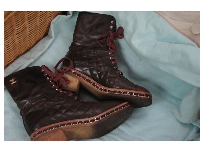 Botines Chanel de cuero acolchado rojo oscuro Burdeos - vista 5