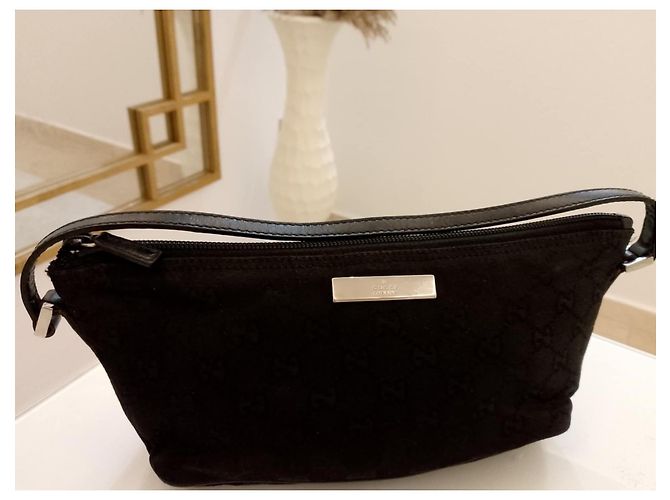 Marmont Gucci Mini Baguette Clutch Schwarzes Monogramm Canvas - Ansicht 2