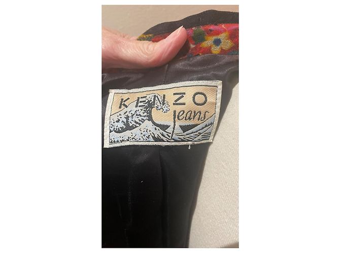 Kenzo Samtjacke Schwarz mit bunten Blumen Mehrfarben - Ansicht 5