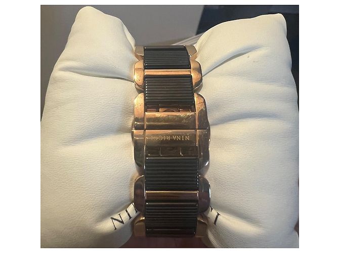 Orologio Nina Ricci Cronografo Nero e Oro Rosa - vista 2