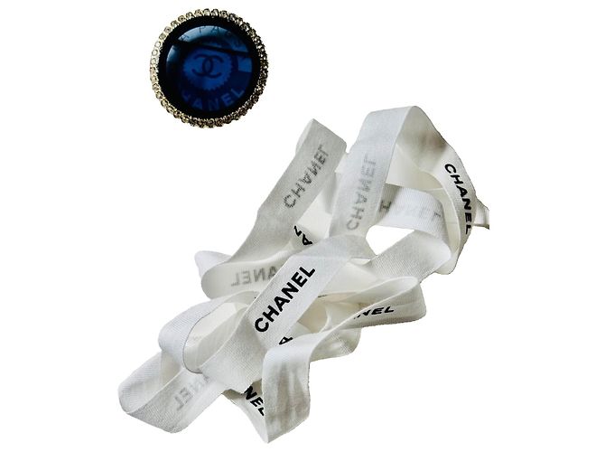 Spilla Chanel La Pausa in resina blu e oro Gold hardware - vista 12