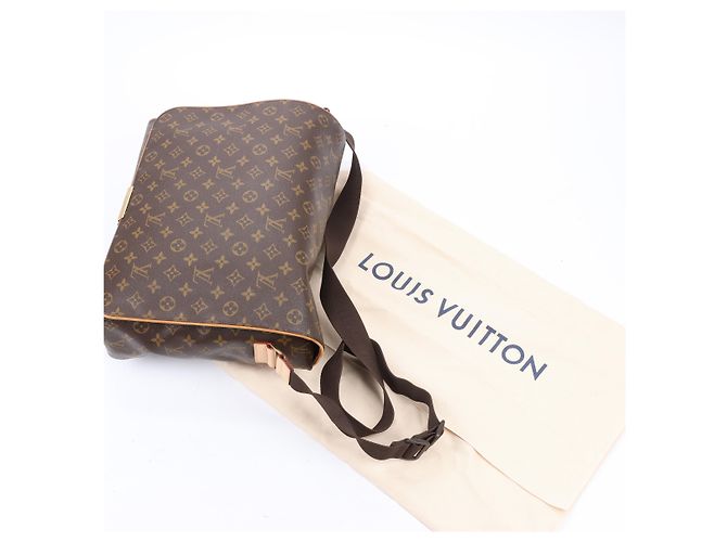Borsa a tracolla Abbesses in tela Monogram Louis Vuitton M45257 Marrone - vista 14