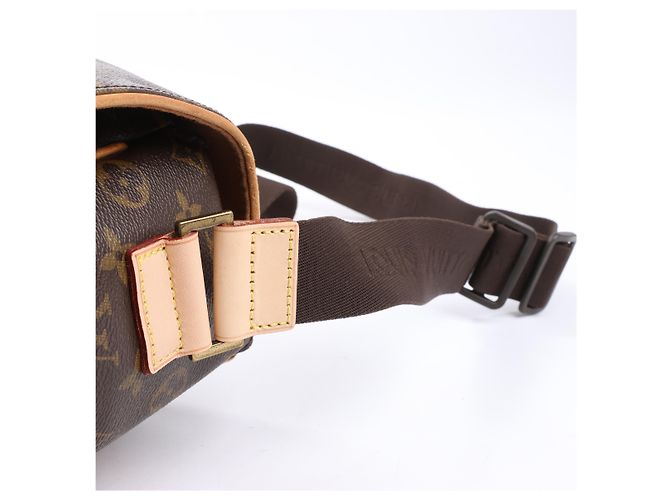 Borsa a tracolla Abbesses in tela Monogram Louis Vuitton M45257 Marrone - vista 7