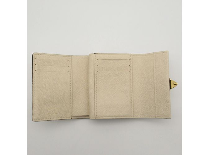 Cartera Metis Compact Tri-fold de Louis Vuitton Beige - vista 8