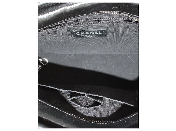 Borsa a tracolla Gabrielle ricamata Chanel Parigi-Hamburgo in lana blu Blu navy - vista 16