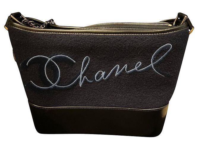 Borsa a tracolla Gabrielle ricamata Chanel Parigi-Hamburgo in lana blu Blu navy - vista 2