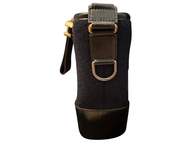Borsa a tracolla Gabrielle ricamata Chanel Parigi-Hamburgo in lana blu Blu navy - vista 5