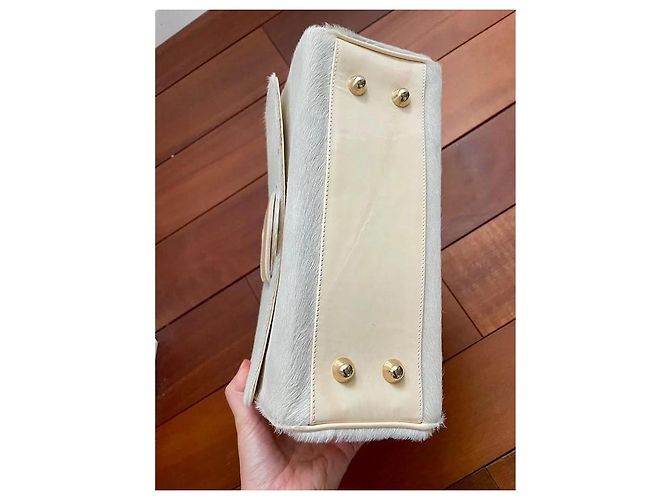 Philippe Model Cubical Handtasche aus weißem und cremefarbenem Leder - Ansicht 6