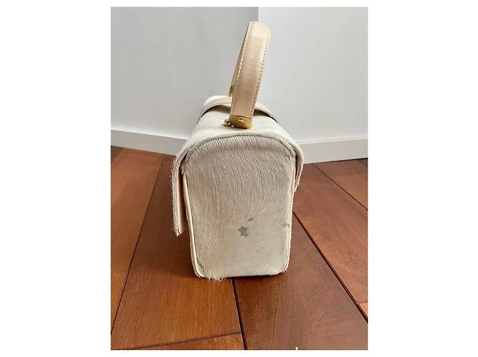 Philippe Model Cubical Handtasche aus weißem und cremefarbenem Leder - Ansicht 8