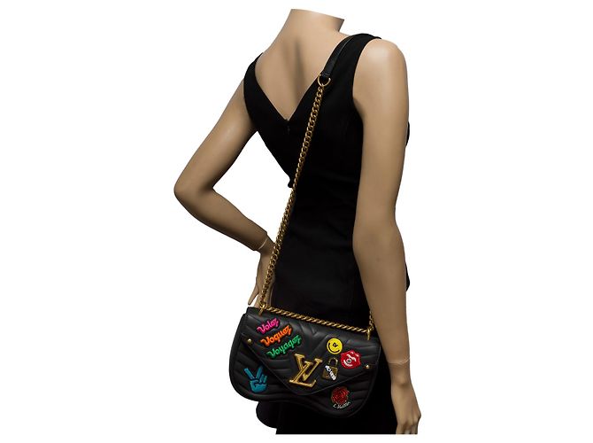 Bolso LOUIS VUITTON New Wave de Cuero Negro - 102141 - vista 12