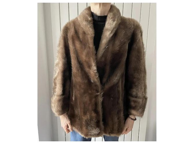 Autre Marque Felljacke mit goldenen Reflexen - Ansicht 3