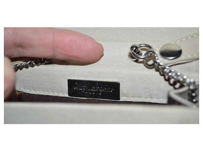 Guy Laroche gars de sac - vue 9