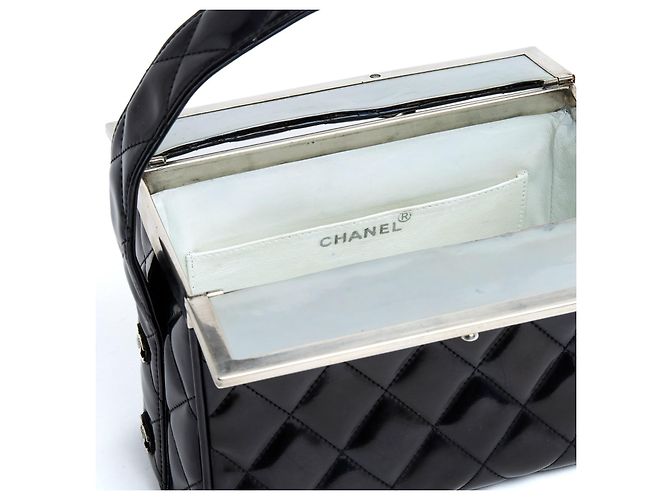 Chanel 1997 Borsa Classica Nera in Pelle Verniciata Trapuntata Nero - vista 7