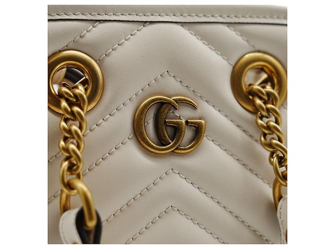 Bolsa Mini Matelassé Gucci Marmont Branco - vista 7