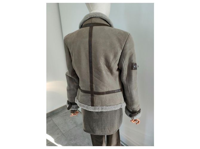 Abrigo Ventcouvert de piel de oveja gris taupe Gris pardo - vista 7