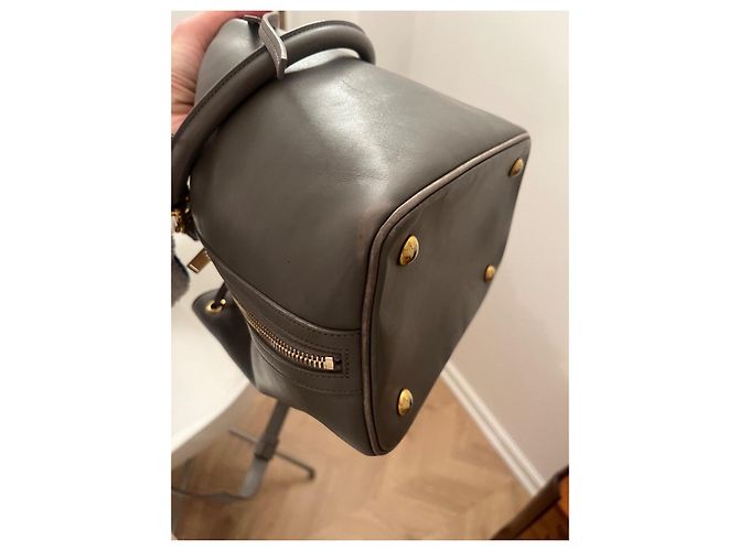 Modelo de bolsa Yves Saint Laurent Cinza antracite - vista 5