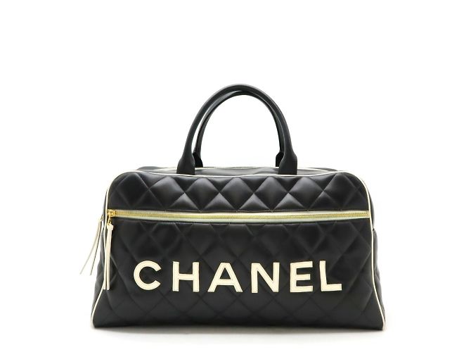 Borsa da bowling Matelassé Chanel Nero Bianco - vista 2