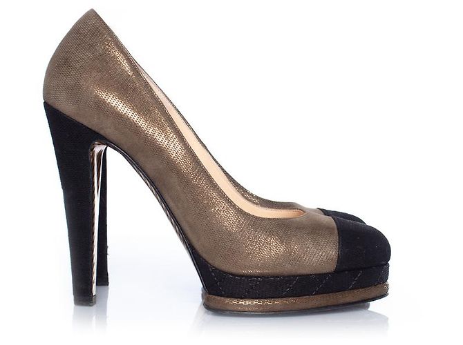 Tacchi a piattaforma in suede Chanel Verde Cachi - vista 5
