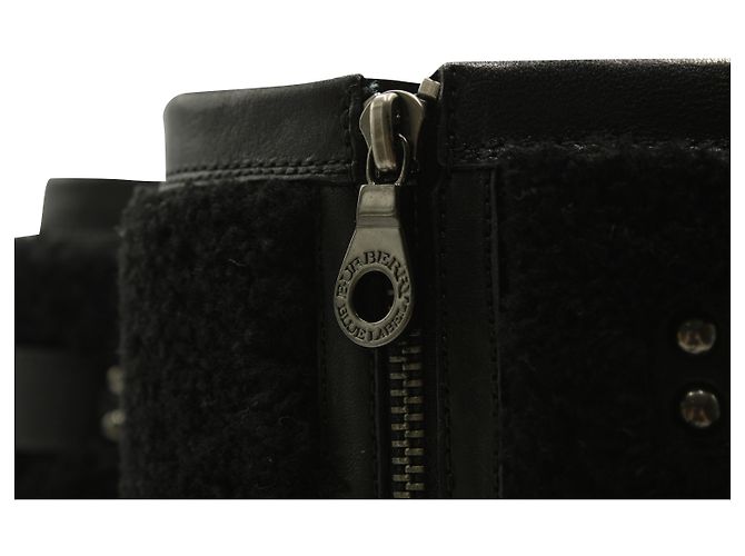 Burberry Nerzfutter Stiefeletten aus schwarzem Leder - Ansicht 9