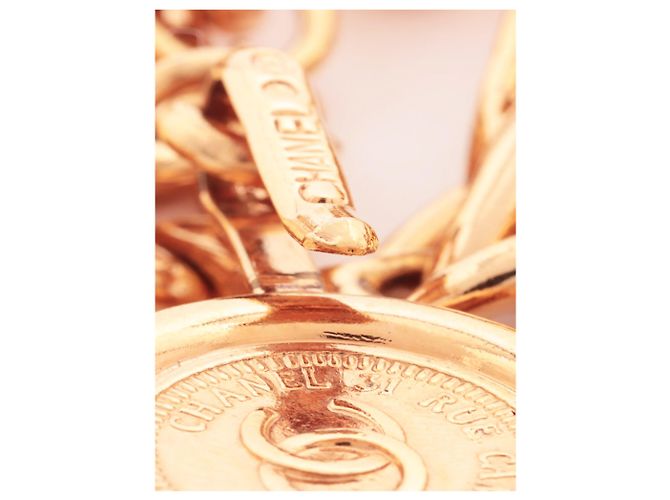 Chanel Goldene CC Medaillon Kettengürtel 31 Rue Cambon - Ansicht 5
