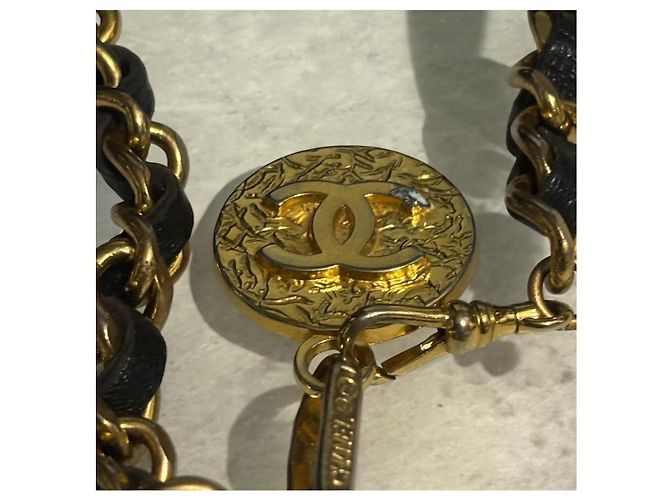 Vintage CHANEL Kettengürtel oder Halskette von 1982, Coco-Marke, gold Schwarz Gold hardware - Ansicht 8