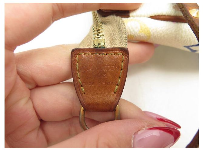 BOLSO DE MANO LOUIS VUITTON POCHETTE ACCESORIOS LLAVERO MURAKAMI Blanco - vista 6