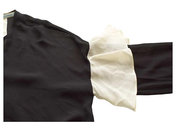 Autre Marque Blouse Olivia Palermo en soie noire et ivoire à manches volantes - vue 5