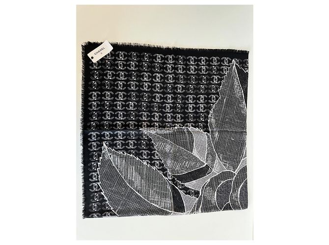 Chanel Sciarpa 135x135cm, lana e cashmere Nuova Nero Grigio - vista 5