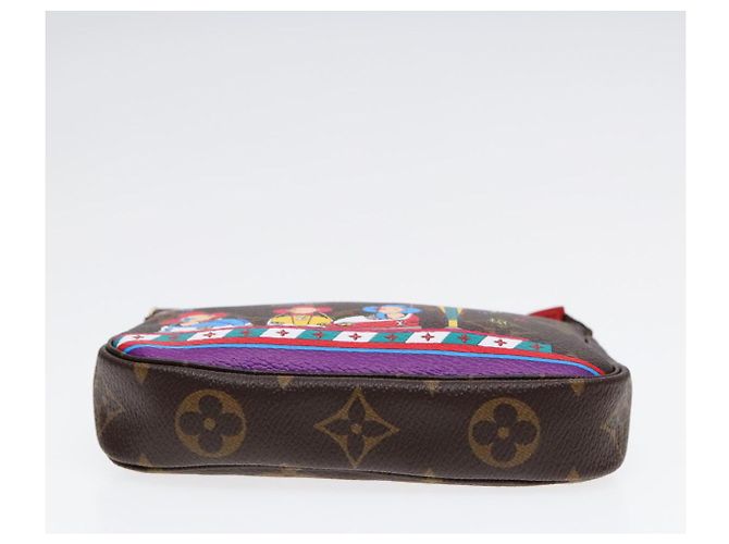 LOUIS VUITTON Monogram Vivienne Mini Pochette Accessoires M69976 LV Auth ac3272 Monogramme - vue 5
