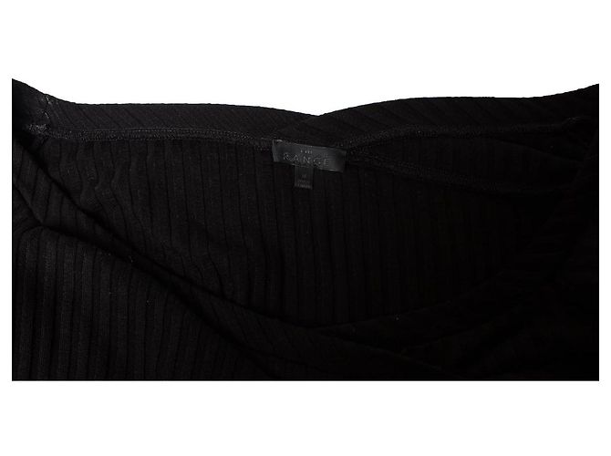 Autre Marque Il top a coste con spalle scoperte di The Range in nero - vista 7