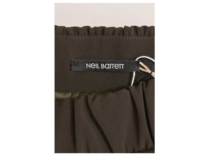 Neil Barrett Mini A-Linienrock aus olivgrüner Wolle mit Gummizug - Ansicht 8
