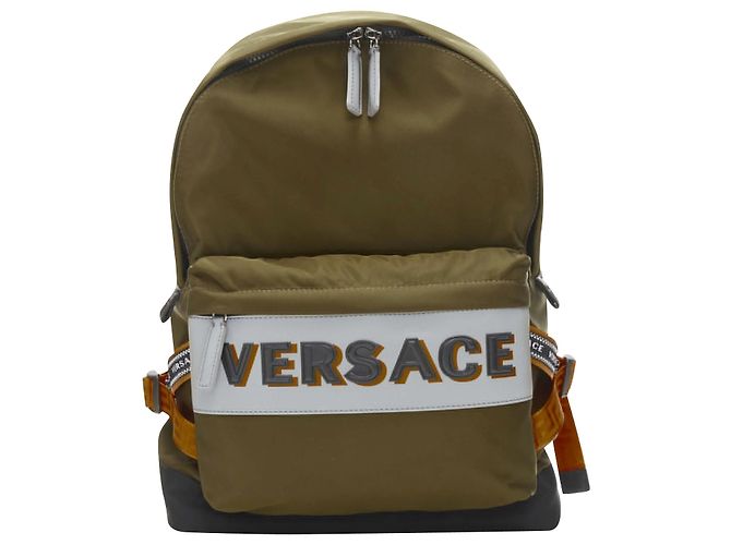 nuovo zaino VERSACE in nylon verde con logo riflettente e tracolla Greca arancione - vista 3