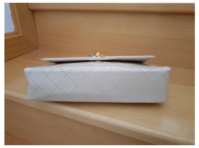 Chanel Handtasche aus beige Leder - Ansicht 10
