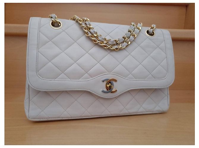 Chanel Handtasche aus beige Leder - Ansicht 12