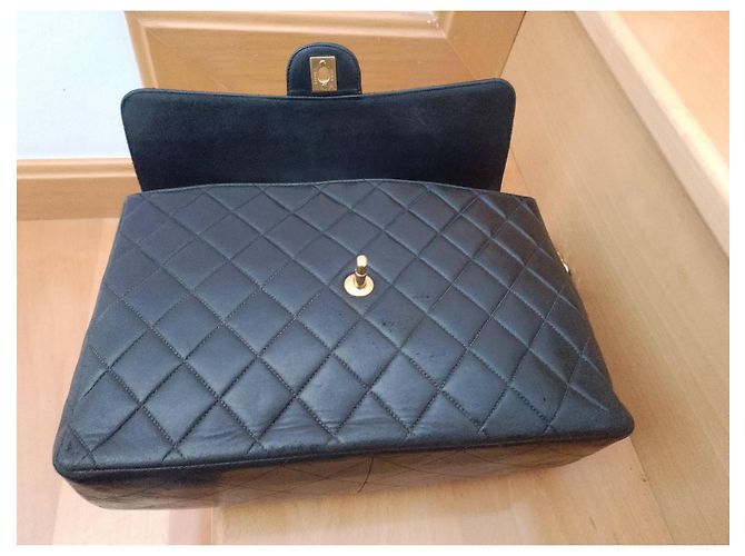 Borsa Chanel XXL in pelle nera Nero - vista 16