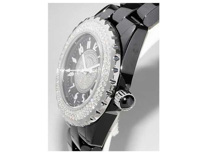Chanel Schwarze Keramik J12 Uhr H1708 - Ansicht 4