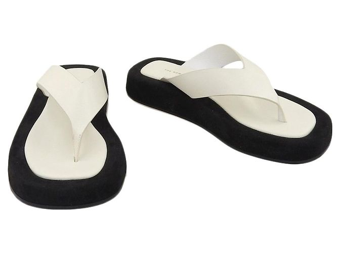 Autre Marque I sandali in pelle scamosciata nera The Row Ginza 36 - vista 2