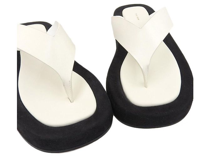 Autre Marque I sandali in pelle scamosciata nera The Row Ginza 36 - vista 3