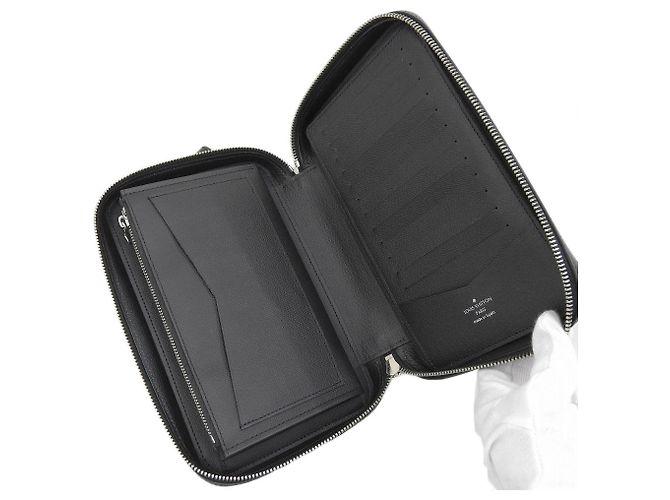 Borsa clutch Epi Dandy Louis Vuitton M64000 Nero - vista 6