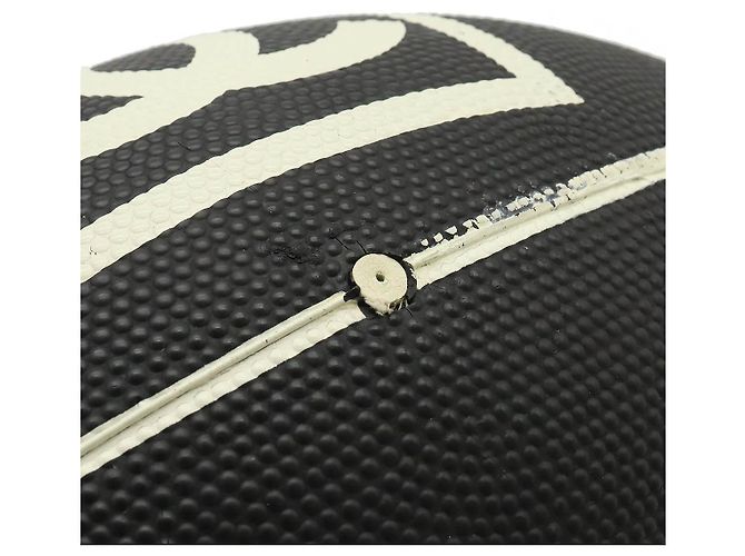 Palla da rugby Chanel in gomma Coco Mark nera e bianca usata Nero - vista 6