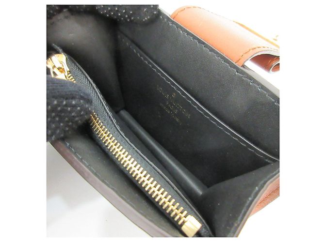 Estuche para tarjetas Multicart Dauphine M68751 de Louis Vuitton Castaño - vista 8