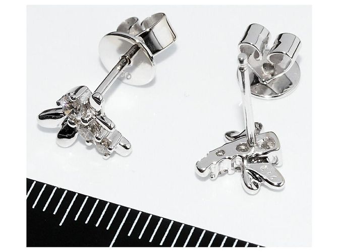 Autre Marque Orecchini in oro bianco K18WG con diamanti 0,22 ct - vista 3