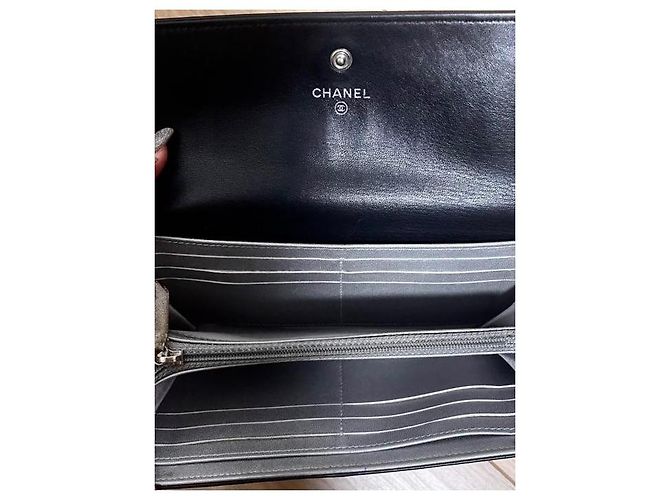 Wallet On Chain Portafoglio Chanel Camellia Nero in Pelle - vista 4